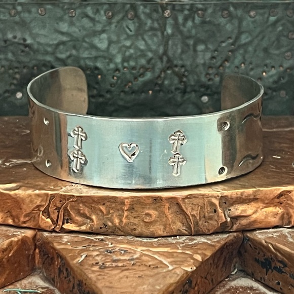 Vintage Sterling Silver Hand Stamped Cuff Bracelet - Picture 5 of 7